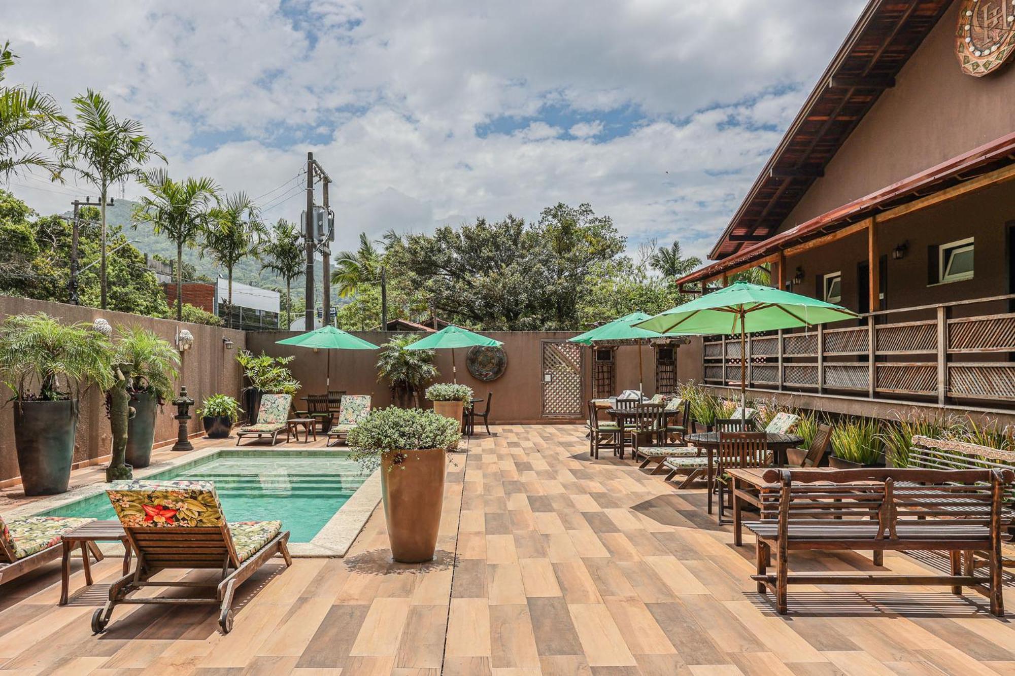 Estaleiro Guest House Balneario Camboriu Exterior photo