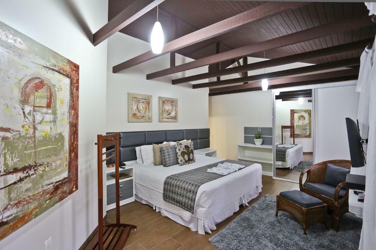 Estaleiro Guest House Balneario Camboriu Exterior photo